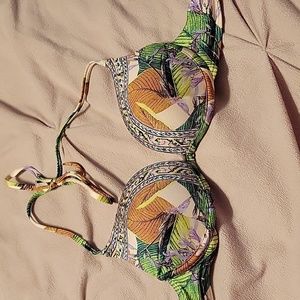 Victoria's Secret Very Sexy push up bikini top 32B - Bohemian print with rhinest